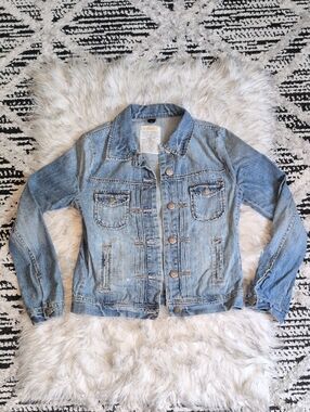 J Crew Distressed Jean Jacket Size xS